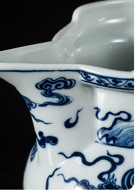 Blue and White Cloud Dragon Monk-Cap Tea Pitcher: rim detail