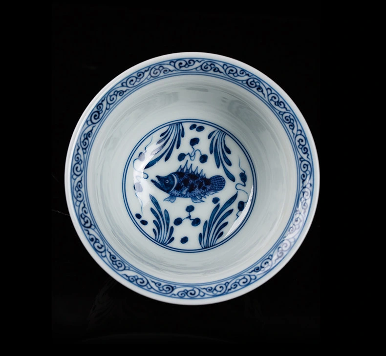 Poisson et plantes aquatiques bleus et blancs Gaiwan: décoration intérieure