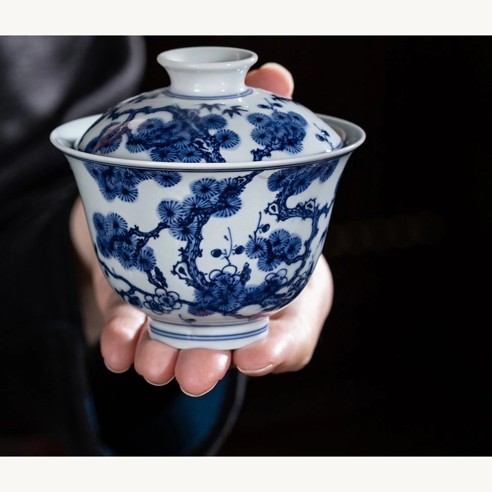 Les Trois Amis de l’Hiver, bleu et blanc Gaiwan: devant