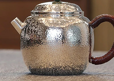 龙珠手工9999纯银泡茶壶|200毫升 — 银面锤纹