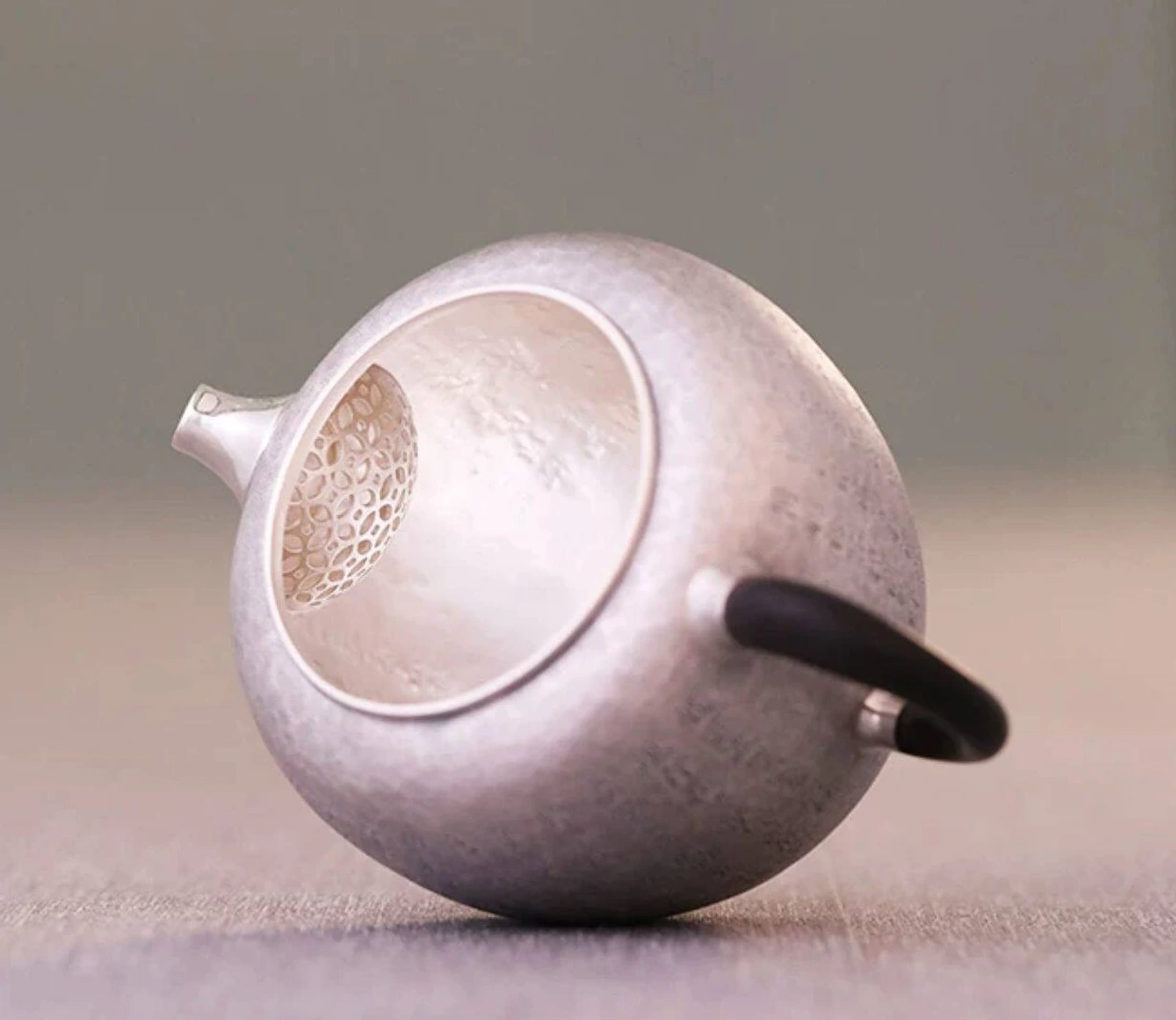 Heart Sutra Handmade 9999 Silver Teapot — 200mL — Interior detail