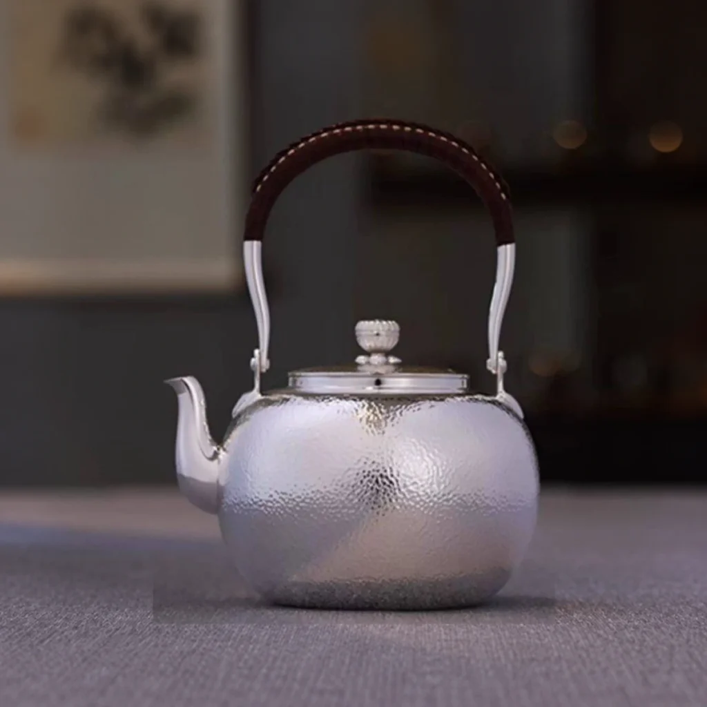 Handmade 9999 Silver Kettle — 900mL — Front view