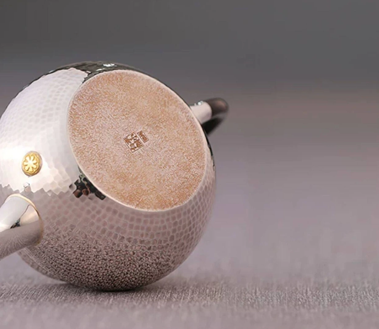 Si Ting Handmade 9999 Silver Teapot — 150mL — Stamped base mark