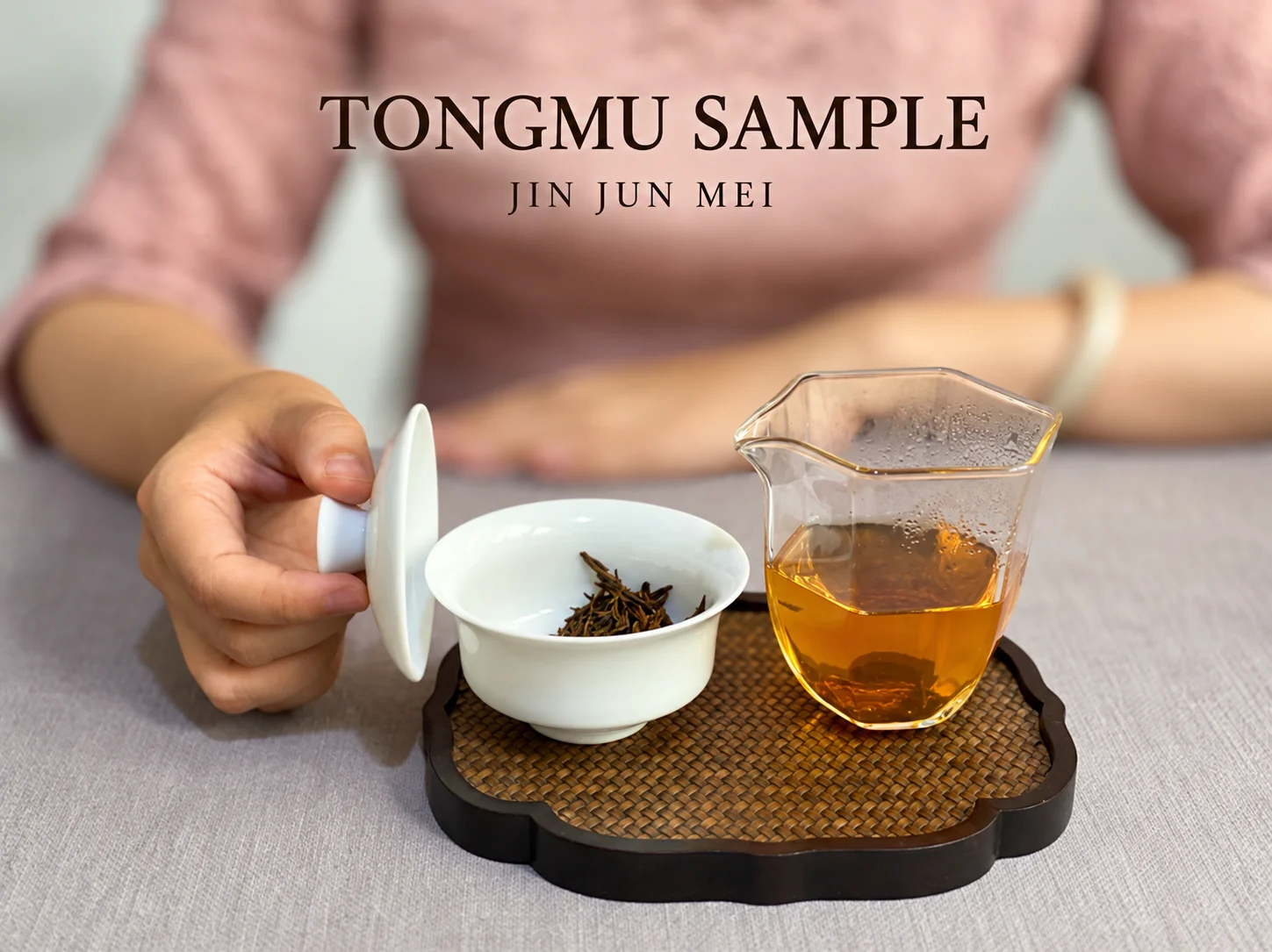 Source-labeled Tongmu sample in a gaiwan and glass pitcher