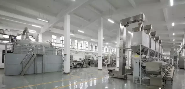 Processing equipment photographed in the original account.