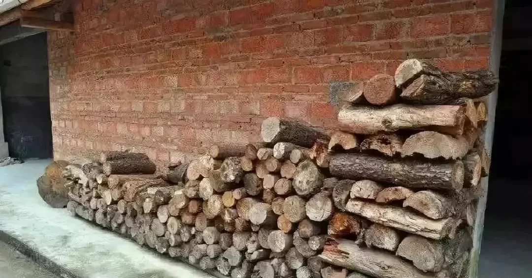 Wood fuel for tea smoking