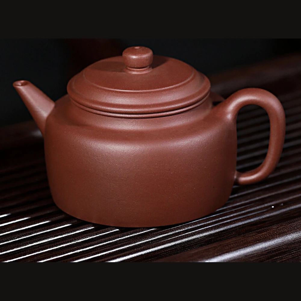 手作りの 紫泥 ジェンリウの正面図 德鐘 宜興 茶壺