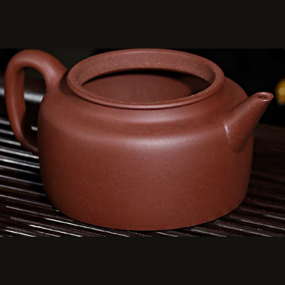 オープンで口と内部 紫泥 德鐘 茶壺 が見える